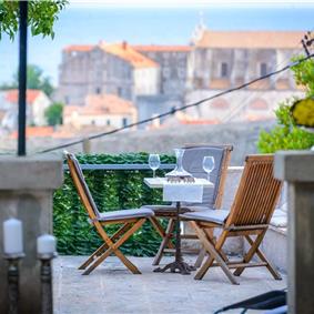 4 Bedroom Villa with Pool in Dubrovnik City, sleeps 8